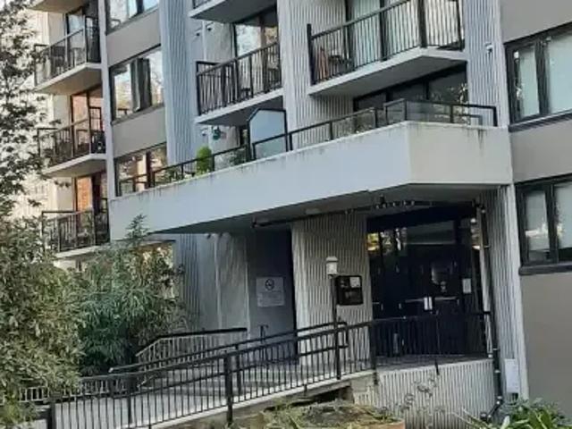 2 Bedroom Apartment Vancouver BC 105580321