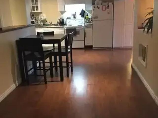 2 Bedroom Apartment Vaughan ON 104000271