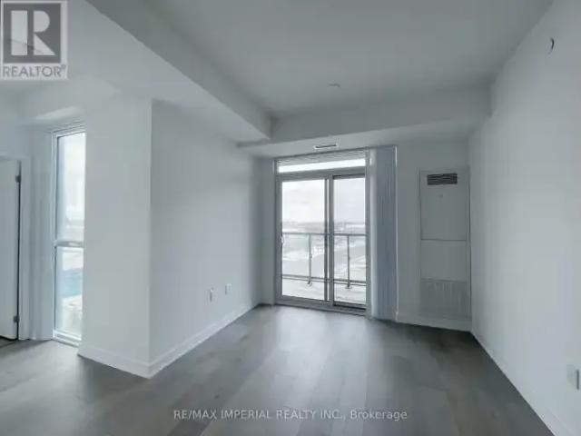 2 Bedroom Apartment Vaughan ON 105135682