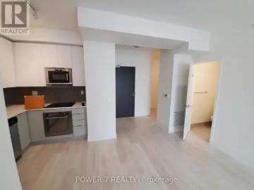 2 Bedroom Apartment Vaughan ON 102658671