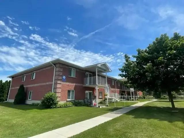 2 Bedroom Apartment Wallaceburg ON 97051641