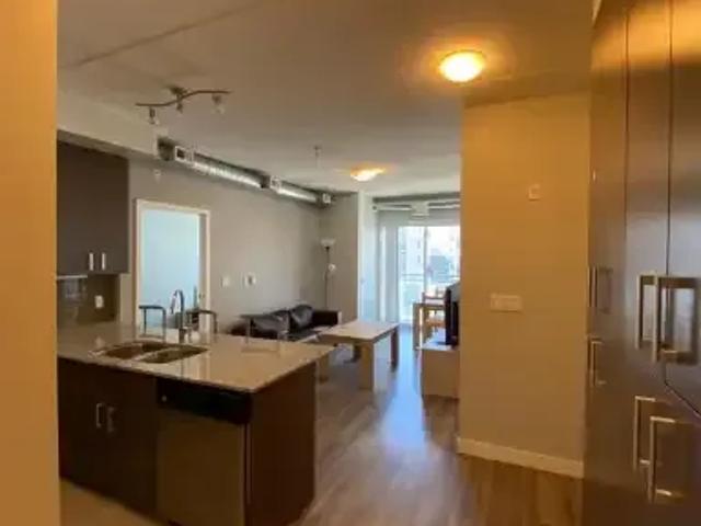 2 Bedroom Apartment Waterloo ON 104824720