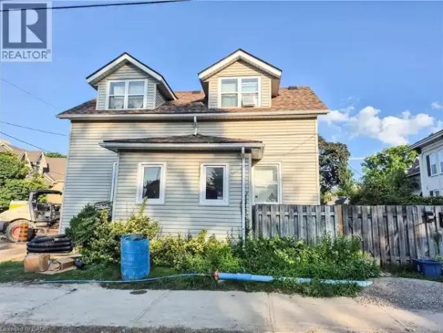 2 Bedroom Apartment Waterloo ON 105394902