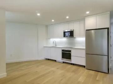 2 Bedroom Apartment Westmount QC 92783096
