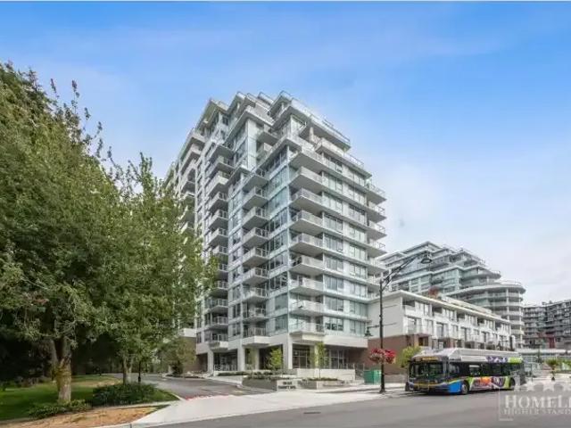 2 Bedroom Apartment White Rock BC 105486666