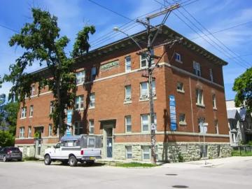 2 Bedroom Apartment Winnipeg MB 103379604