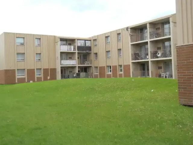 2 Bedroom Apartment Winnipeg MB 105466298