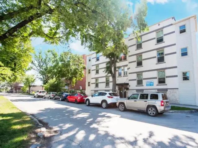 2 Bedroom Apartment Winnipeg MB 105754509