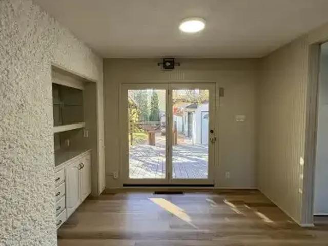 2 Bedroom Apartment Winnipeg MB 106134464
