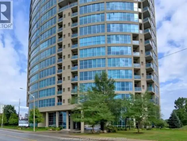 2 Bedroom Apartment Windsor ON 104824725