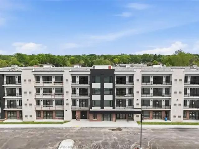 2 Bedroom Apartment Windsor ON 105004774