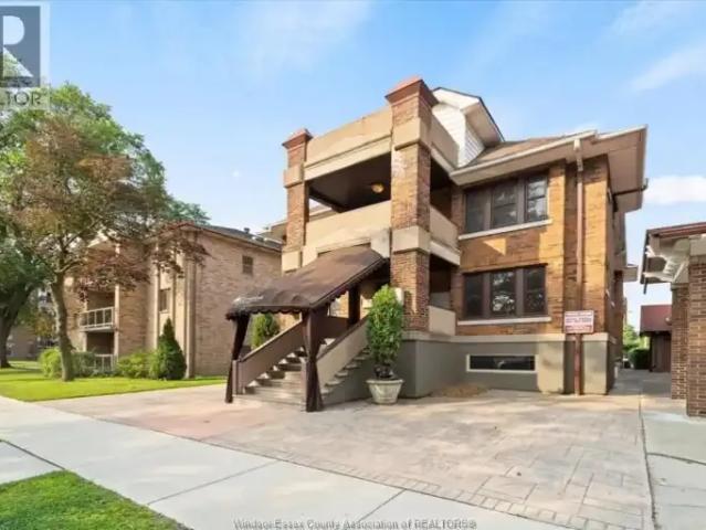 2 Bedroom Apartment Windsor ON 105360087