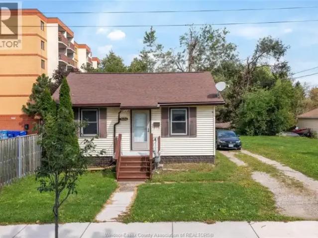 2 Bedroom Apartment Windsor ON 105654191