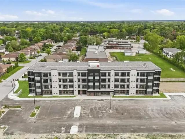 2 Bedroom Apartment Windsor ON 102752802