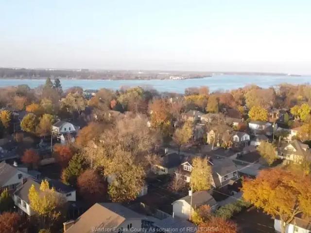 2 Bedroom Apartment Windsor ON 103091770