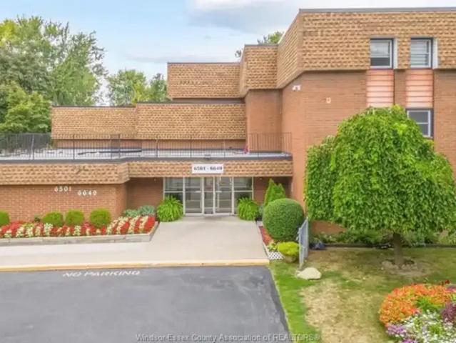 2 Bedroom Apartment Windsor ON LS103695358