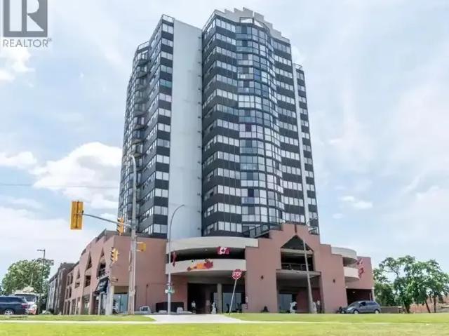 2 Bedroom Apartment Windsor ON LS104754077