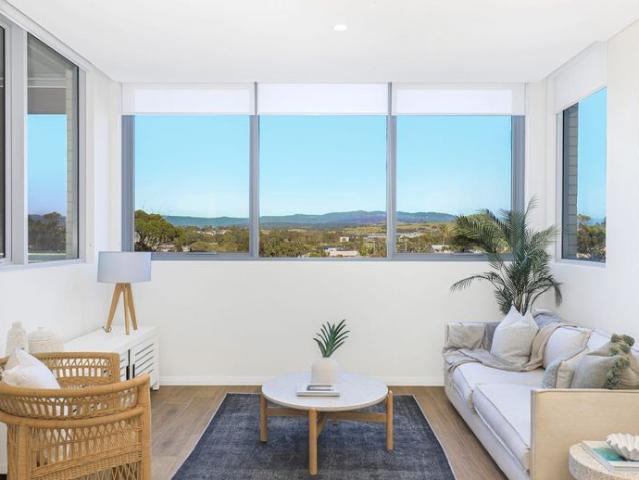 2 Bedroom Apartment with 2 Carparks!