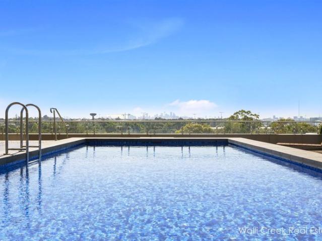 2 BEDROOM APARTMENT WITH AMAZING VIEWS