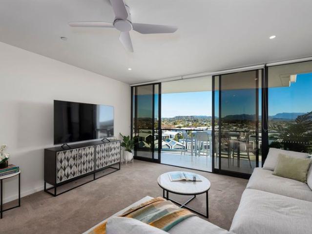 2 bedroom apartment with breathtaking Hinterland views
