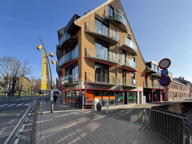 2 bedroom apartment with garage for rent in De Panne