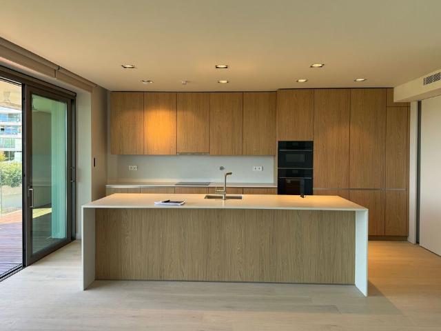 2 Bedroom Apartment with garden, Cascais