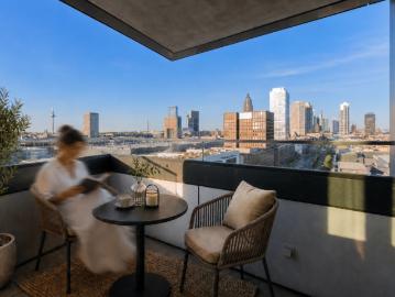2 Bedroom Apartment with fantastic Skyline views and Concierge services