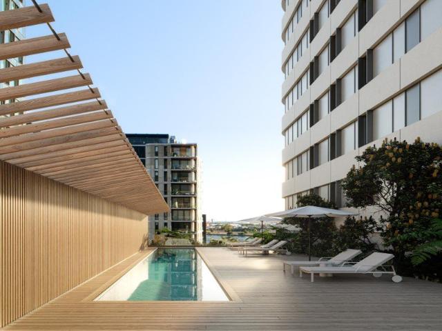 2 Bedroom Apartment with Harbour Views