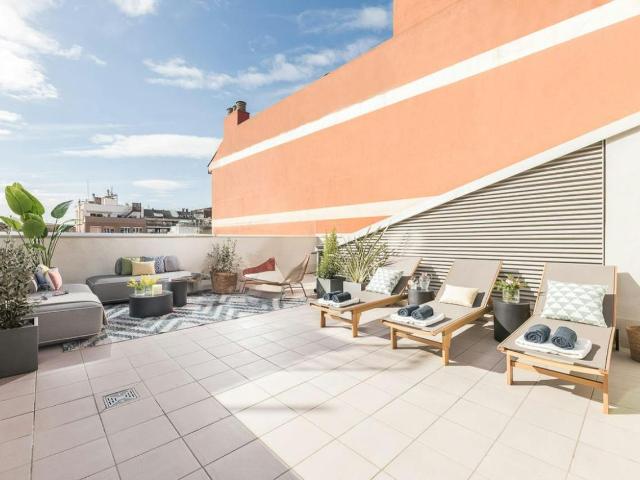 2 Bedroom Apartment with Outdoor Terrace in Eixample, Barcelona Amsterdam Apartments for Rent