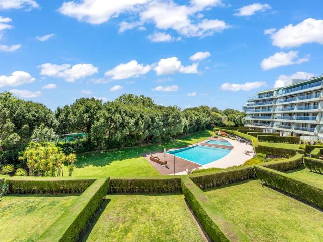 2 Bedroom Apartment with swimming pool, Bairro do Rosário, Cascais