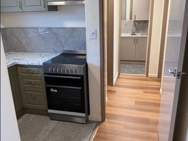 2 Bedroom Apartment with Panoramic City & River Views