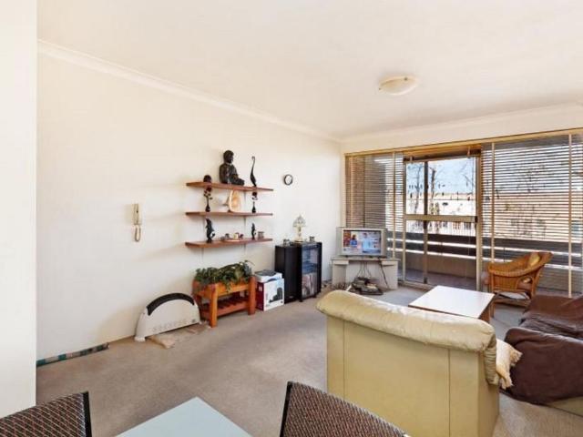 2 Bedroom Apartment with Parking in a Convenient Arncliffe Location