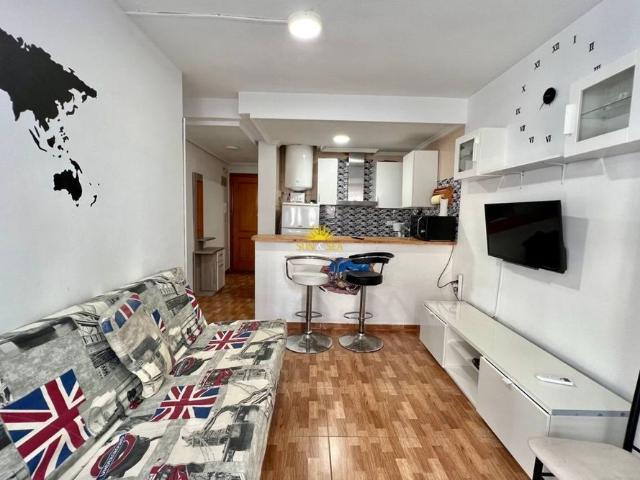 2 BEDROOM APARTMENT WITH PRIVATE GARDEN IN SANTA POLA