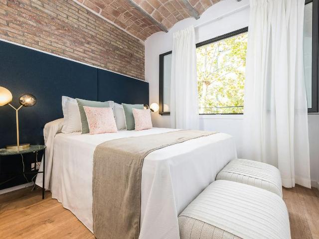 2 Bedroom Apartment with Rooftop Terrace in Les Corts, Barcelona Amsterdam Apartments for Rent