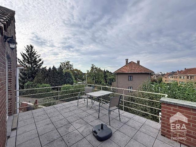 2 bedroom apartment with terrace
