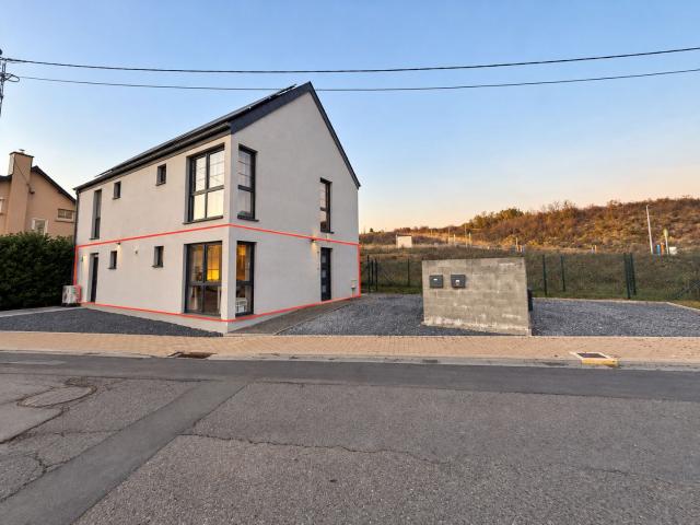 2 bedroom apartment with terrace and garden