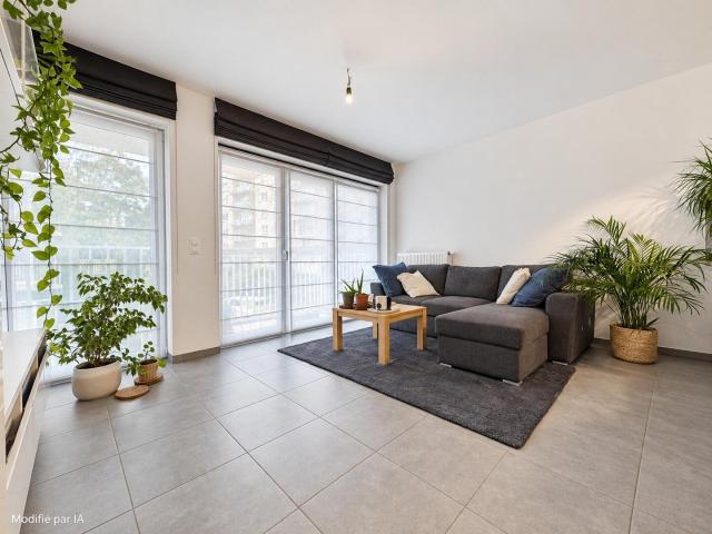 2 bedroom apartment with terrace, cellar & parking