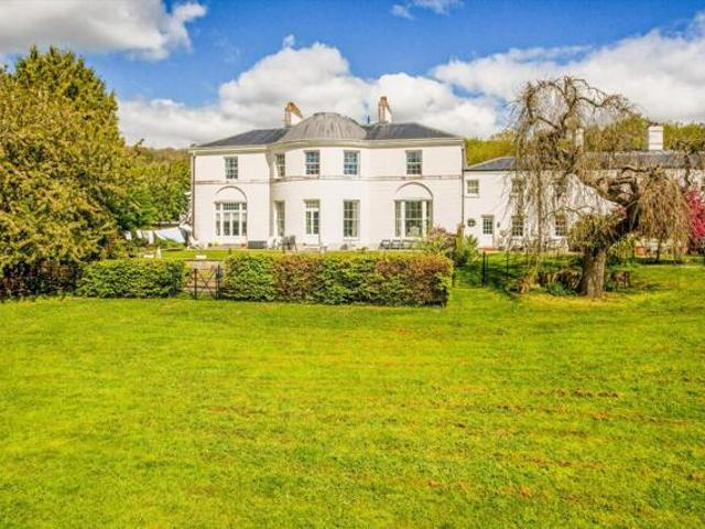 2 Bedroom Apartment Wrotham Kent 101955389