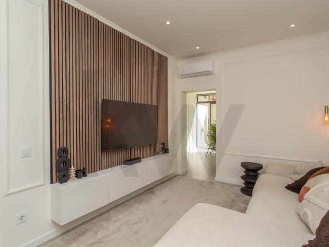 2 bedroom apartment 1 with suite | Terrace | Steam room