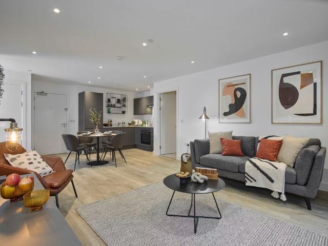 2 bedroom apartment