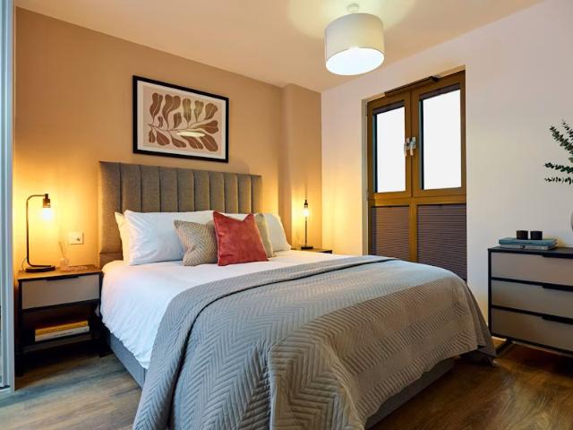2 bedroom apartment