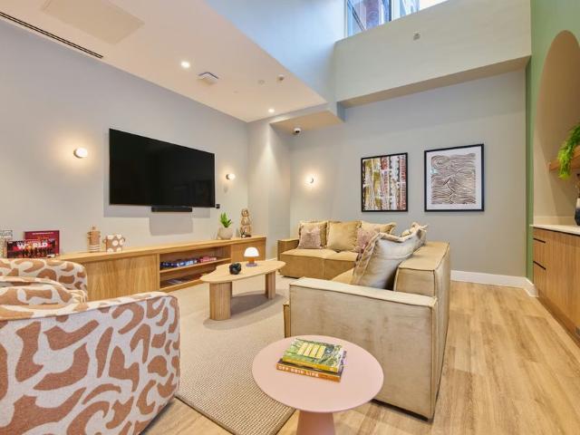 2 bedroom apartment
