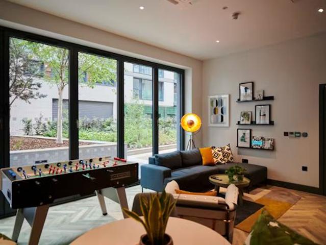 2 bedroom apartment