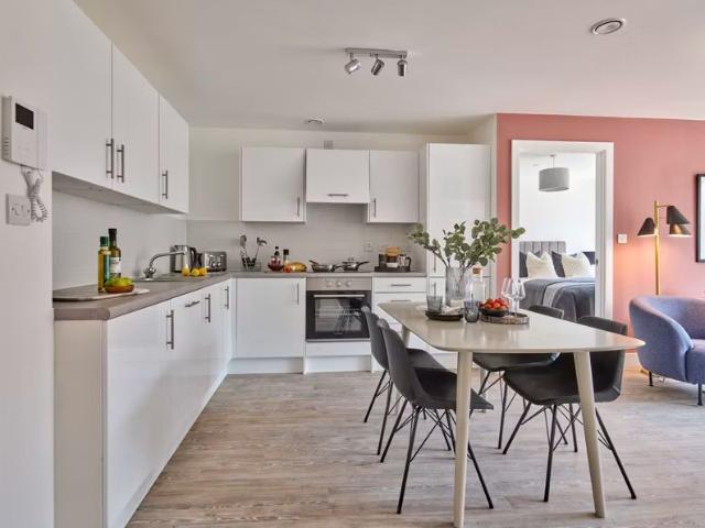 2 bedroom apartment