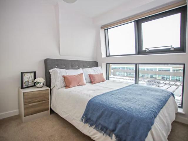 2 bedroom apartment