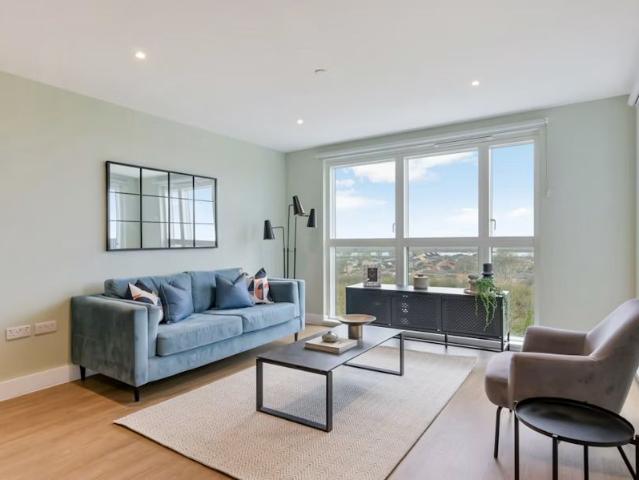 2 bedroom apartment