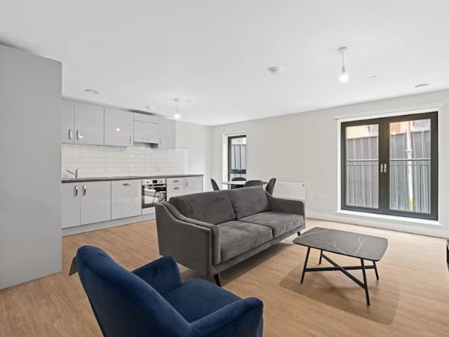 2 bedroom apartment