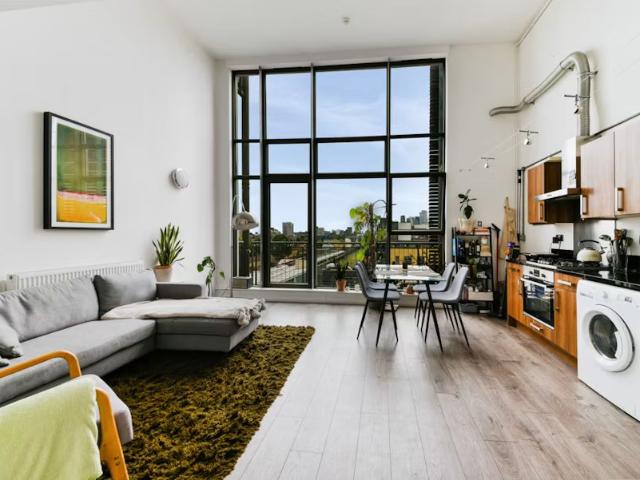 2 bedroom apartment