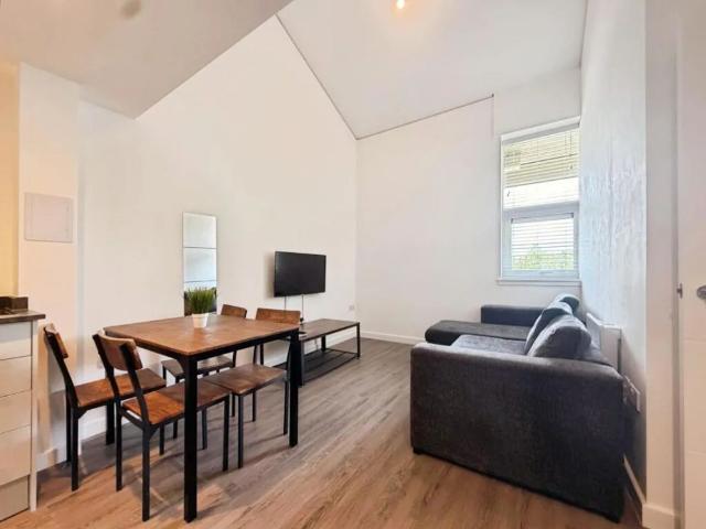 2 bedroom apartment