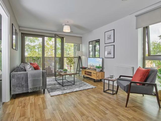 2 bedroom apartment